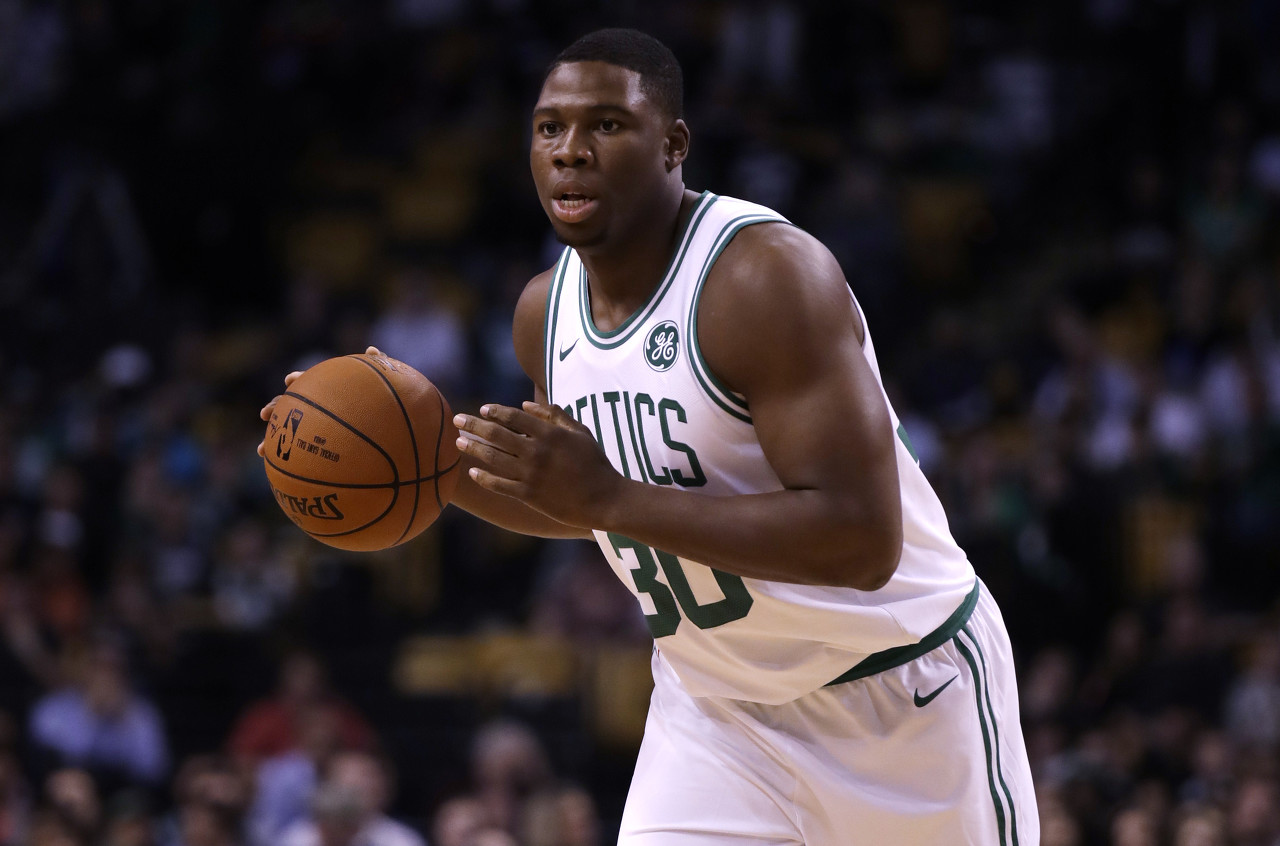 亚布塞莱：初入NBA我不理解为何没上场时间 但那段经历教会我很多 
