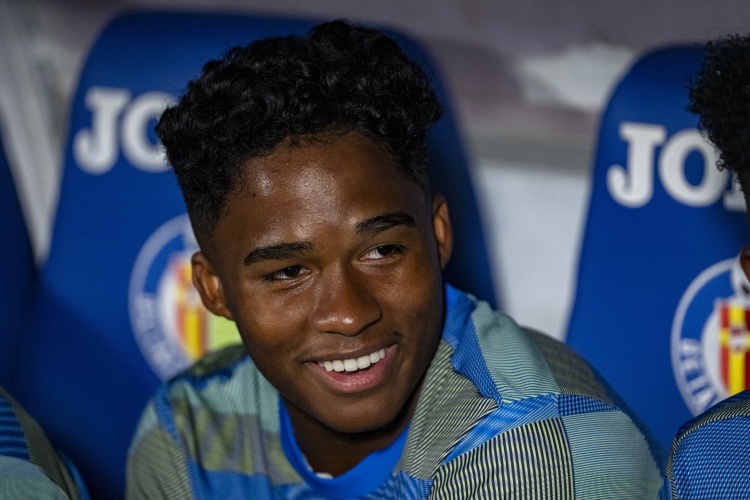 罗马诺：恩德里克已向皇马表达租借离队愿望，不排除前往英超